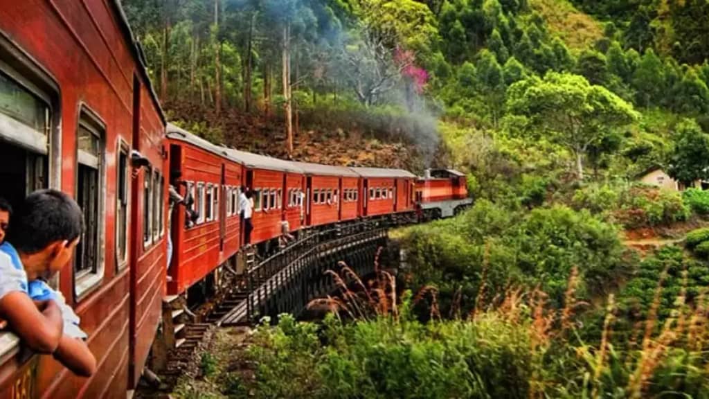 Featured Image of Sri Lanka train rides