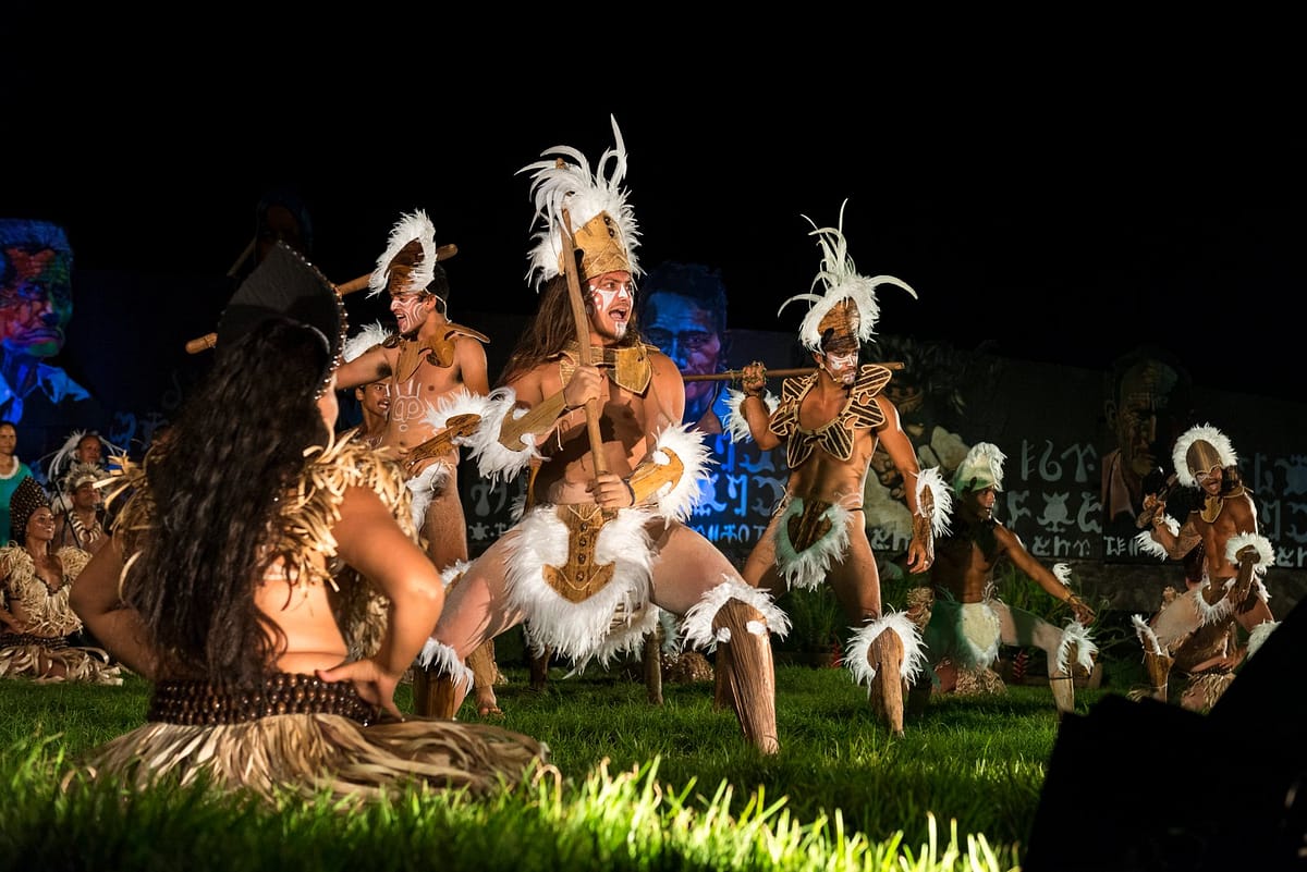 Rapa Nui Dancers - Easter Island Tour - Chile Adventure